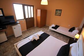 Jericho rooms