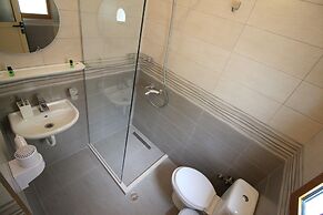 Jericho rooms
