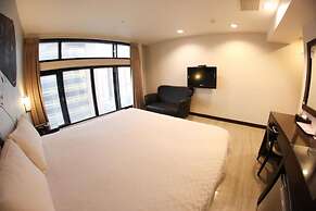 Newhotel
