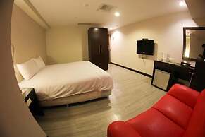 Newhotel