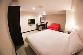 Newhotel
