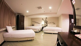 Newhotel