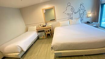 Newhotel