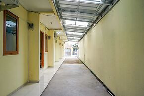 OYO 2401 Ardini Residence