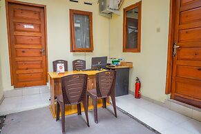 OYO 2401 Ardini Residence
