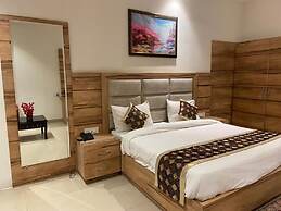 Hotel Exotic Near Golden Temple