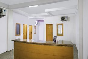 OYO Life 2412 Mandala Residence