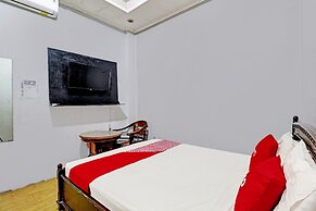 OYO 2452 Hotel Metro