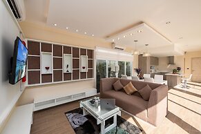 Signature Villas by TropicLook