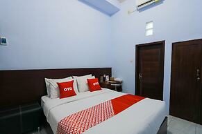 OYO 2453 Artha Graha Vip