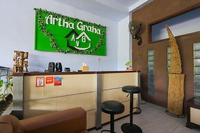 OYO 2453 Artha Graha Vip