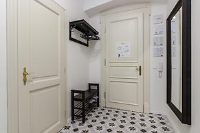 Charm APTs in Prague by Michal&Friends