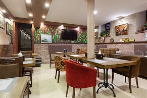 Amarant Hotel