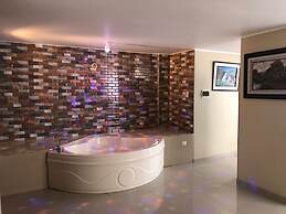 Hotel El Monarca Suite