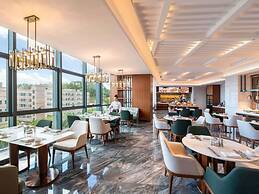 Shenzhen Longgang Kunyi Mercure Hotel