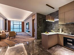 Shenzhen Longgang Kunyi Mercure Hotel