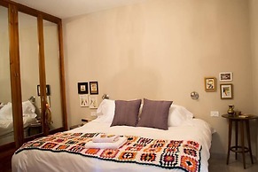 La Casa de Paula Hosteria Artesanal