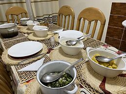 Virunga Homestay & Campsites