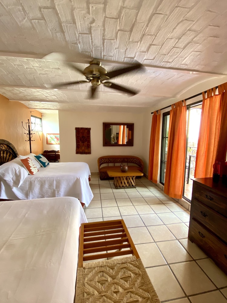 Casa del Sol Inn