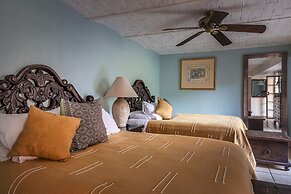 Casa del Sol Inn
