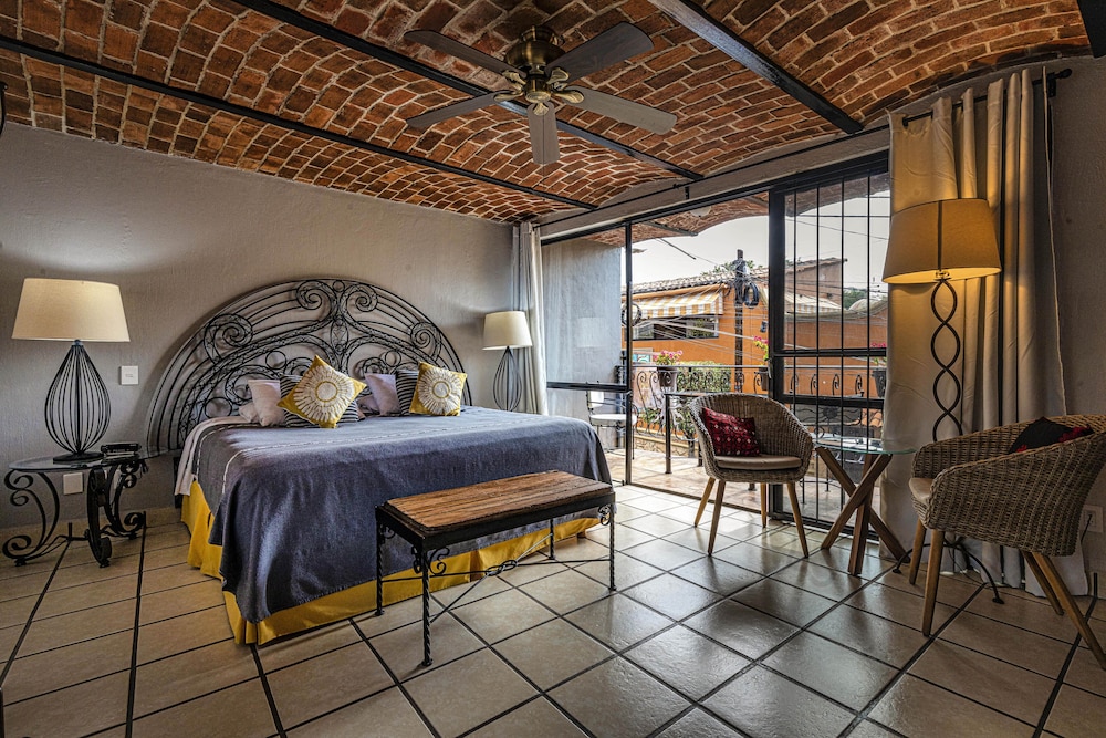 Casa del Sol Inn