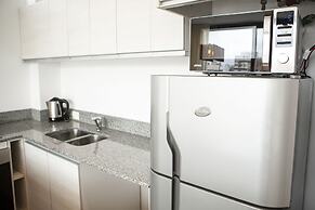 Monroe Suites