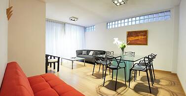 Monroe Suites