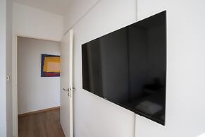 Monroe Suites