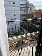 Monroe Suites