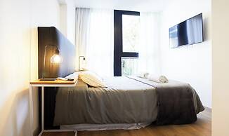 Monroe Suites