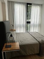 Monroe Suites