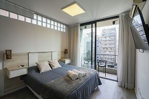 Monroe Suites