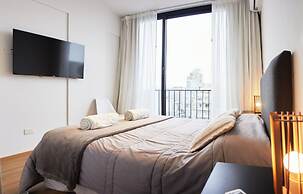 Monroe Suites