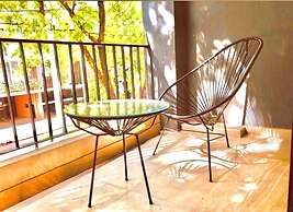 Monroe Suites
