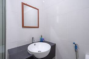 OYO Home 89732 Marvelous 3br 1medini