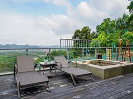 Southeast Huadu Hot Spring Hotel