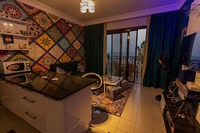 The Hill View Apartment