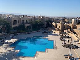 The Hill View Apartment