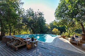 Leopard's Lair Bush Lodge