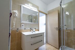 Villa Boro 2