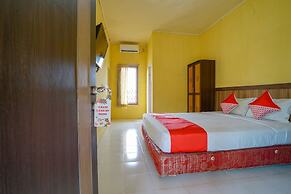 OYO Life 2502 Syariah Triantama Kost