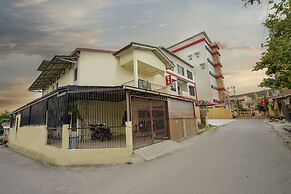 OYO Life 2502 Syariah Triantama Kost