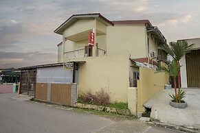 OYO Life 2502 Syariah Triantama Kost