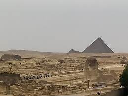 Key of Pyramids View Inn