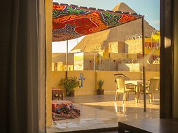 Key of Pyramids View Inn