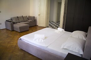 Cardinal apartments