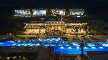 Oceana Resort & Conventions - All Inclusive