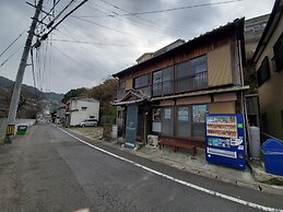 Hostel Dockhouse