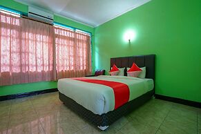OYO 1389 Hotel Carissima