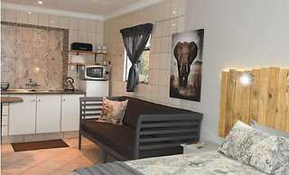 Marulani Bush Lodge